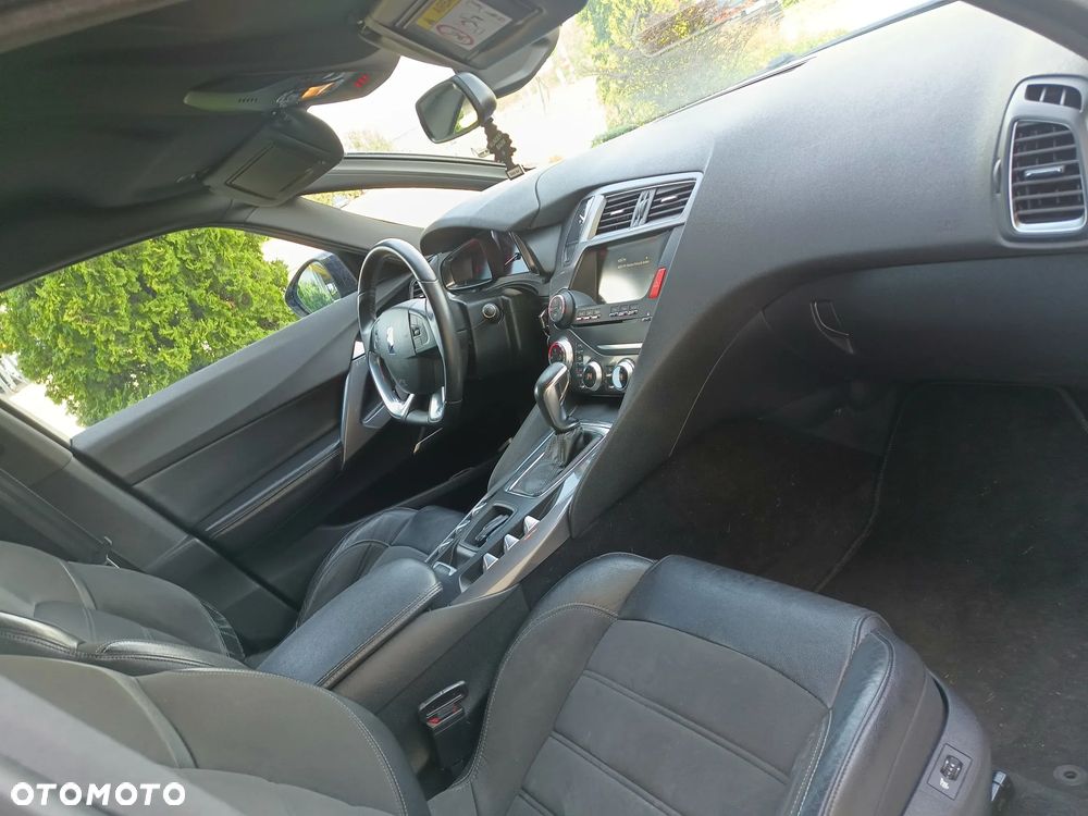 DS Automobiles DS 5 - 7