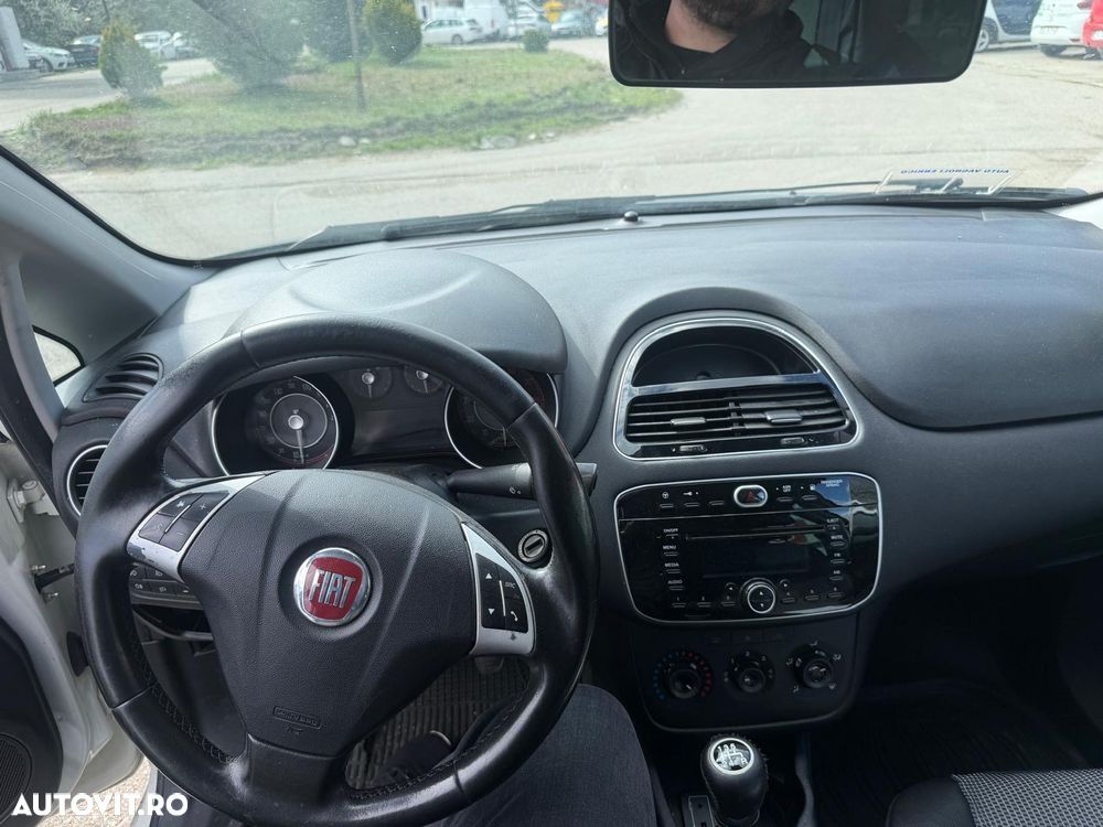 Fiat Punto 1.4 - 4