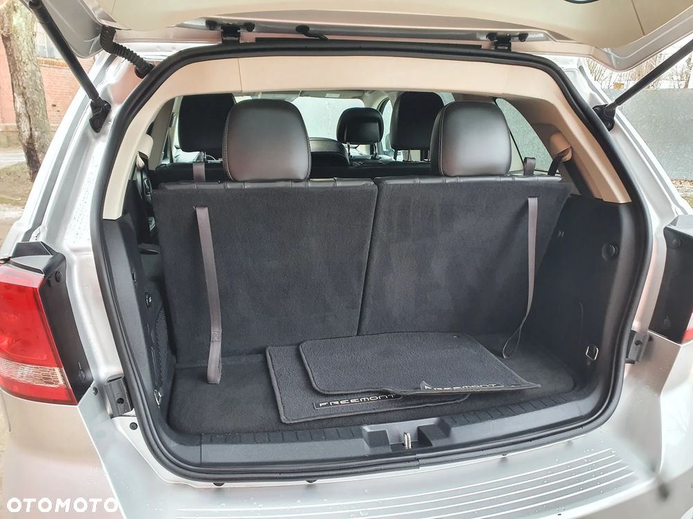 Fiat Freemont 2.0 Multijet 16V DPF Automatik Allrad Black Code - 25