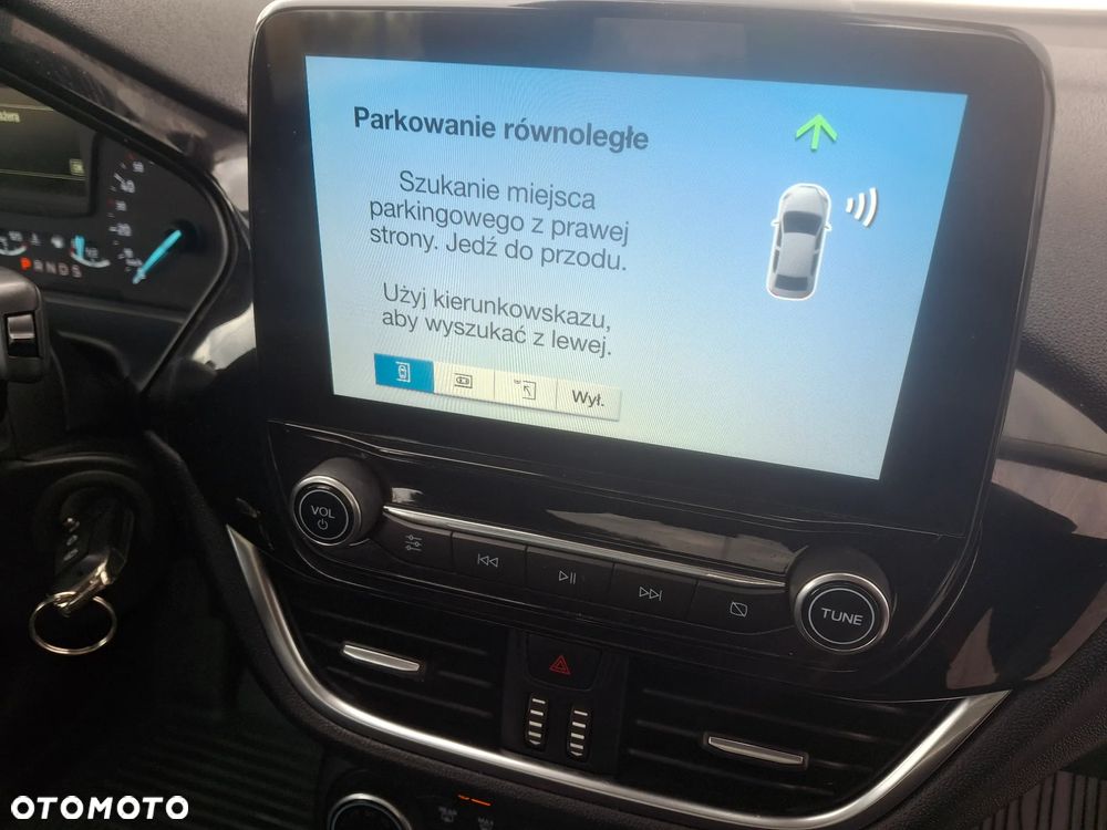 Ford Fiesta 1.0 EcoBoost S&S TITANIUM - 22