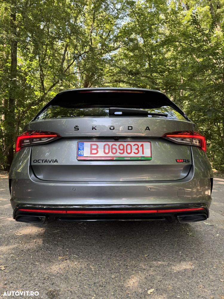 Skoda Octavia 2.0 TSI DSG RS Plus - 30