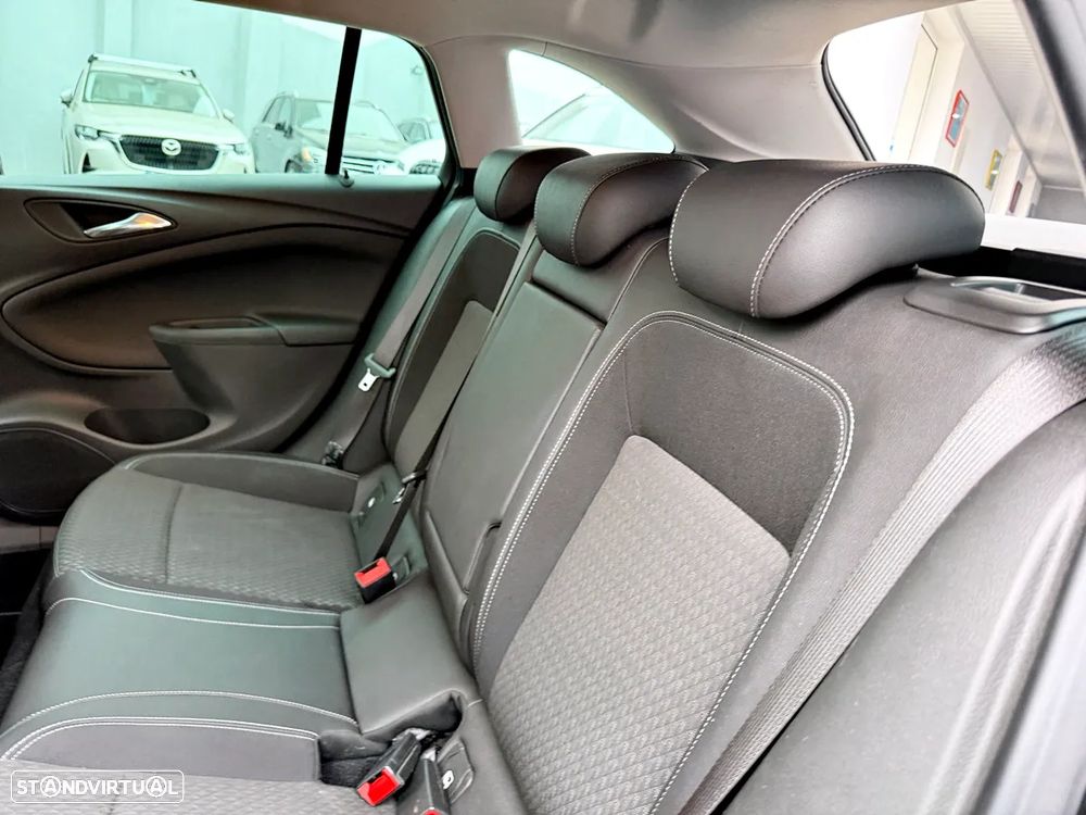 Opel Astra Sports Tourer 1.4 T Innovation Act.S/S - 32