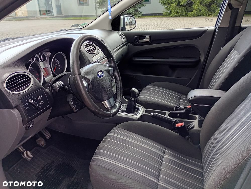 Ford Focus - 9