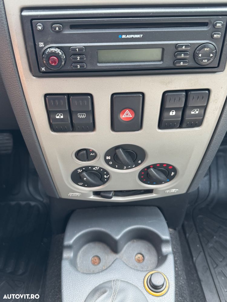 Dacia Logan 1.6 Prestige - 9