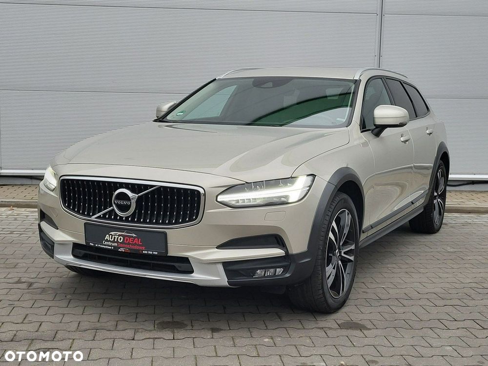 Volvo V90 Cross Country - 7