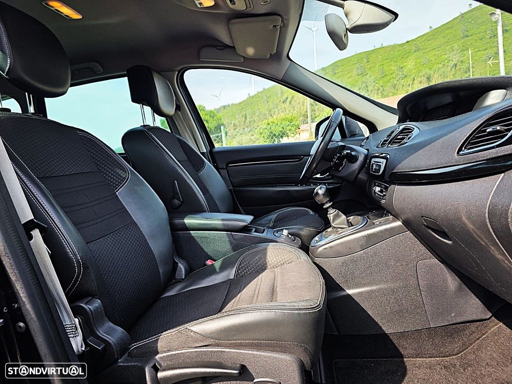 Renault Grand Scénic 1.6 dCi Bose Edition SS - 14