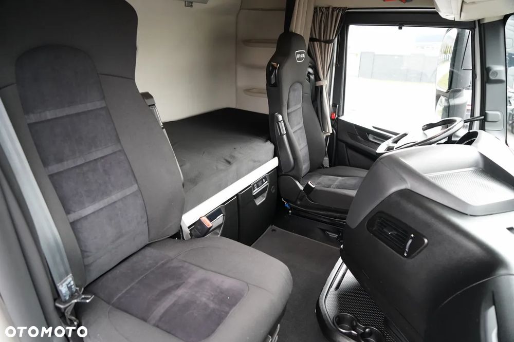 Iveco S-WAY / 510 / RETARDER / KLIMA POSTOJOWA / EURO 6 - 35