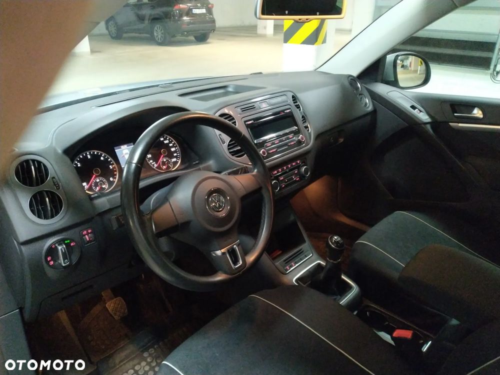 Volkswagen Tiguan - 17