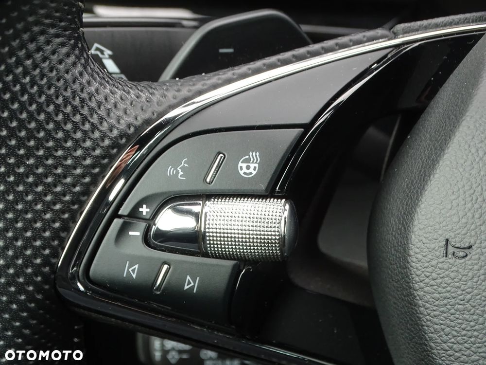 Skoda Karoq 2.0 TDI SCR DSG Style - 16
