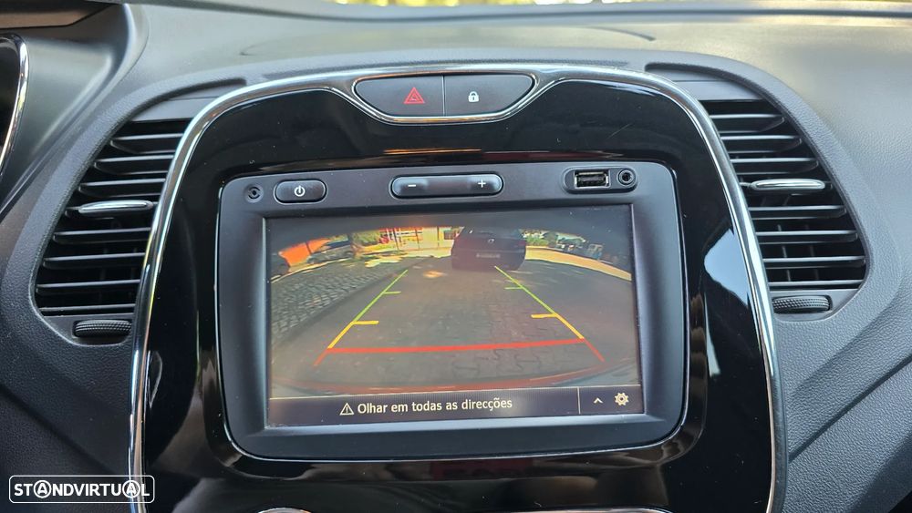 Renault Captur 1.5 dCi Initiale Paris EDC - 44