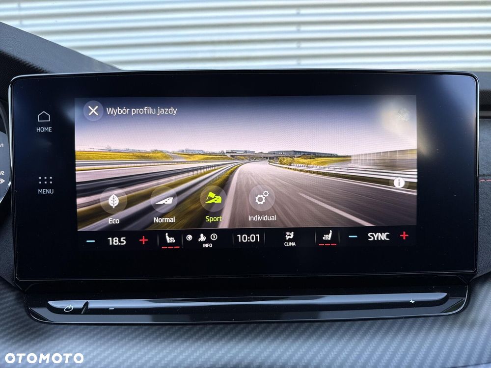 Skoda Octavia 2.0 TDI RS DSG - 30