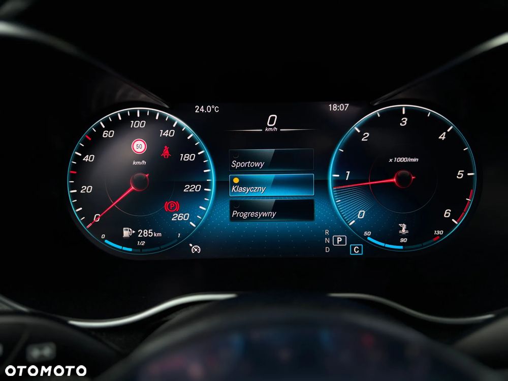 Mercedes-Benz GLC 220 d 4Matic 9G-TRONIC AMG Line - 36