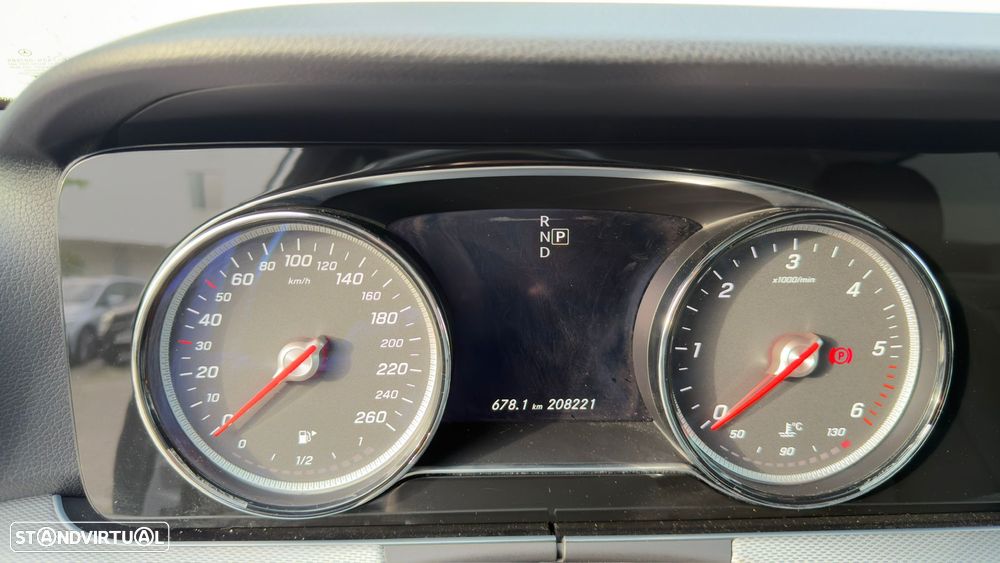 Mercedes-Benz E 220 d Avantgarde - 12