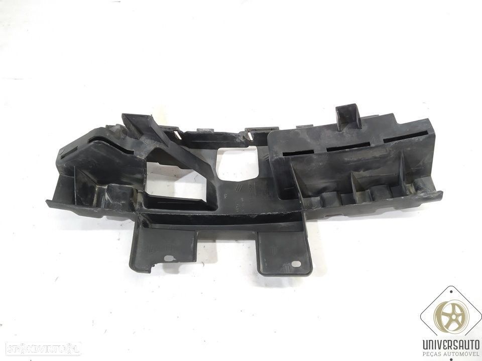 APOIO PARA-CHOQUES ESQUERDO FORD FOCUS C-MAX 2004 - 1