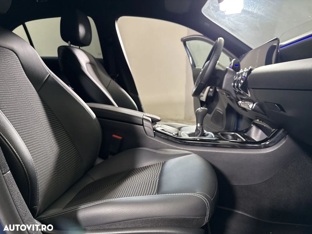Mercedes-Benz A 200 - 12