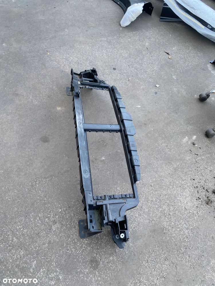 VOLVO XC60 2 II XC 60 MK2 ORYGINALNA KIEROWNICA POWIETRZA GÓRNA WLOT KRATKA Łapacz telewizor ekran tunel górny kanał powietrza żaluzja 32345498 PAS PRZEDNI WZMOCNIENIE CZOŁOWE 112968901  112968800 - 5