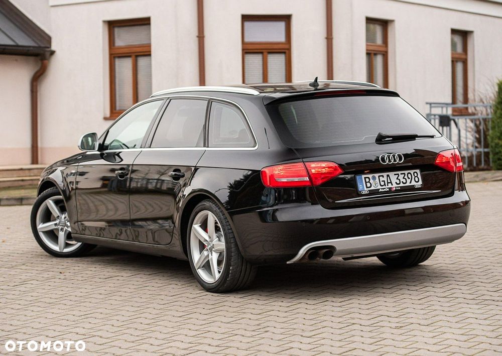 Audi A4 Avant - 14