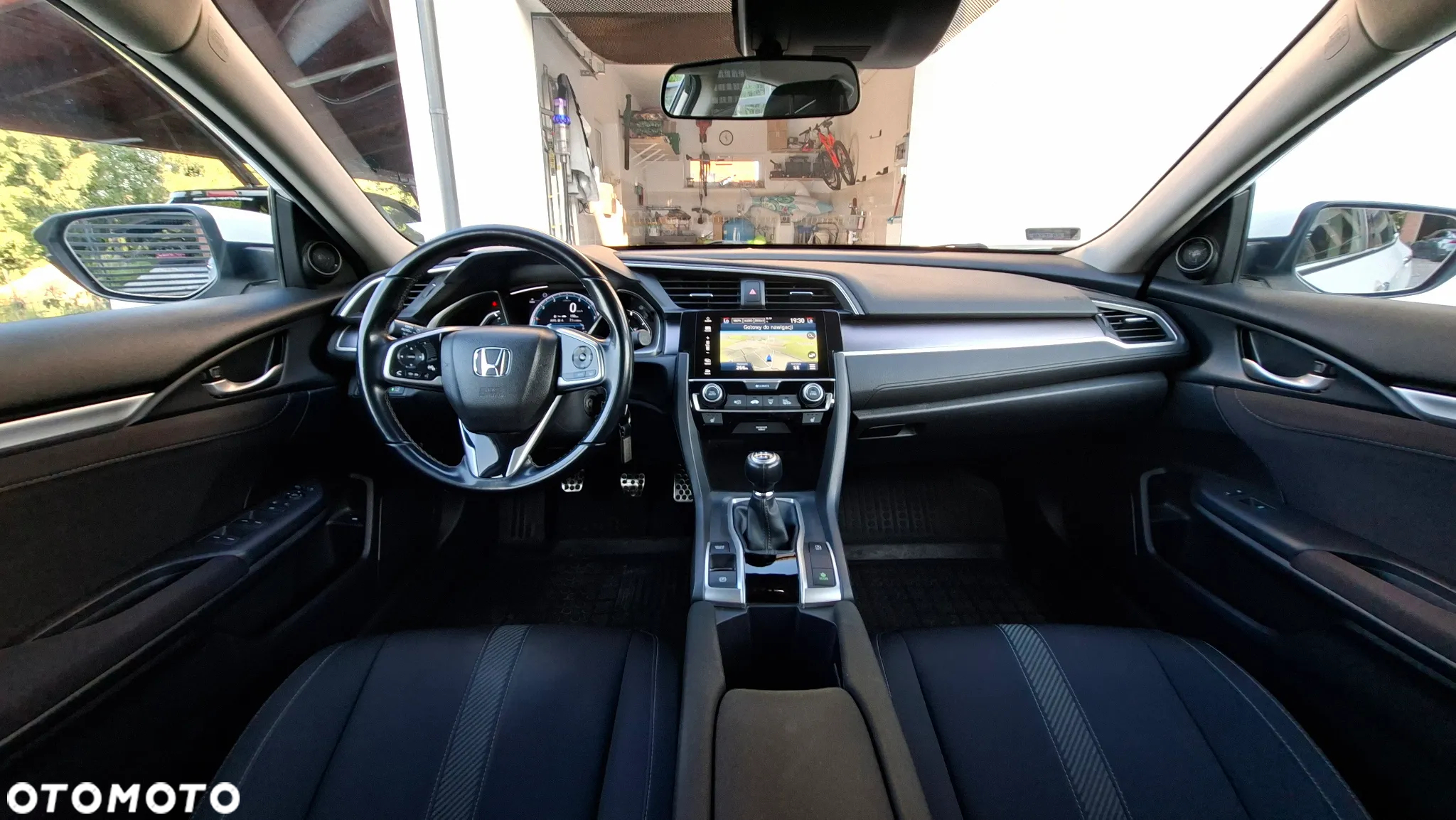 Honda Civic 1.5 T Elegance - 10