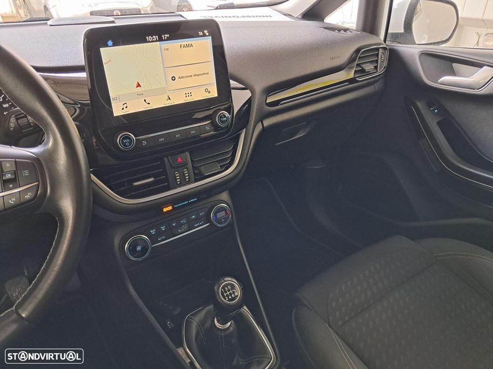 Ford Fiesta 1.0 EcoBoost Titanium - 9