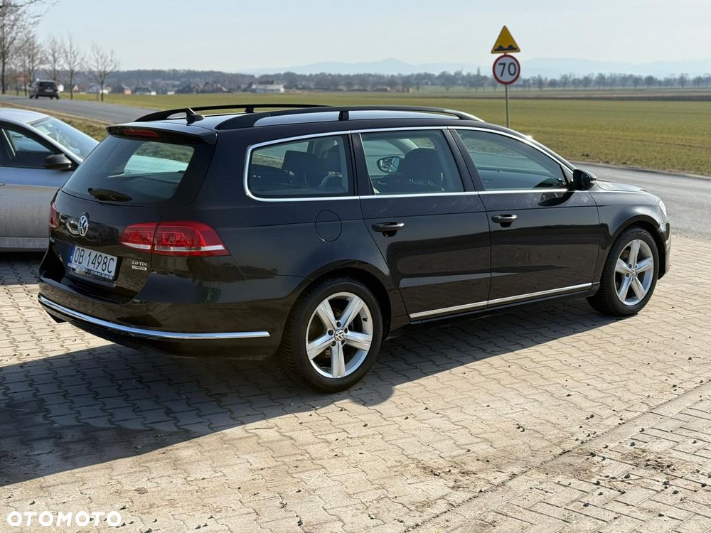 Volkswagen Passat 2.0 Blue TDI SCR Highline - 5