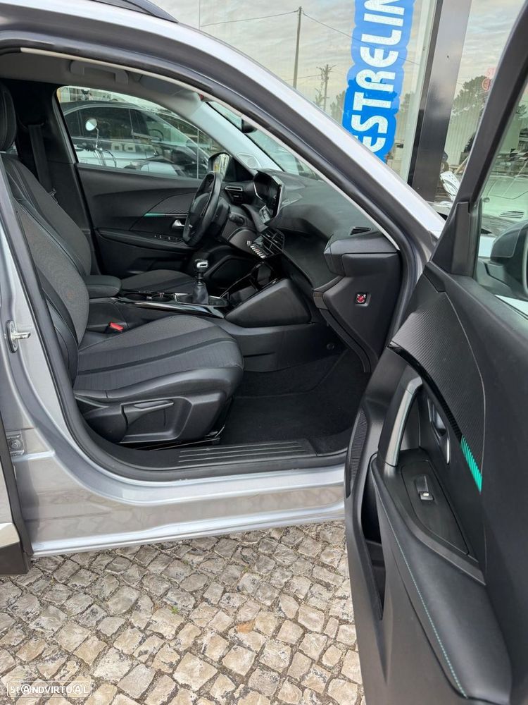 Peugeot 2008 1.2 PureTech Allure - 10