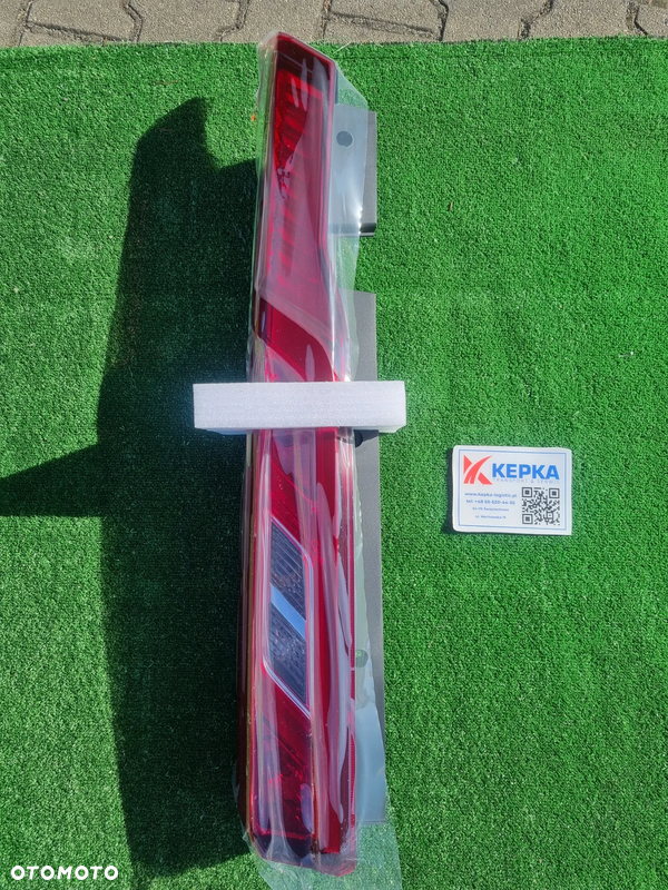 MAXUS Deliver 9 V90 lampa LED lewa tył