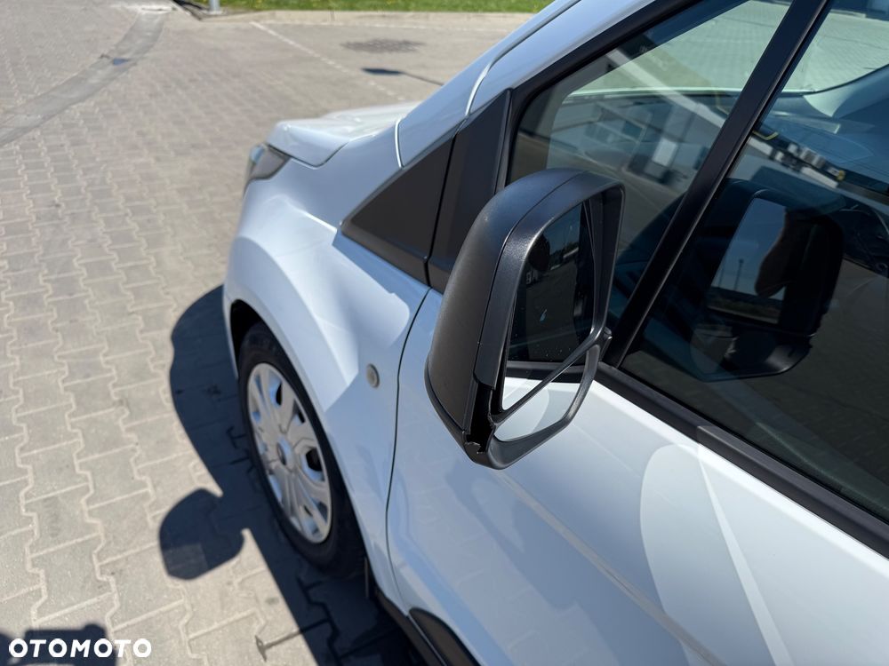 Ford Transit Connect - 19