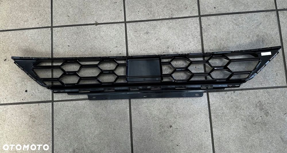 KRATKA ZDERZAKA ATRAPA FORD PUMA ST-LINE L1TB17K945A - 5