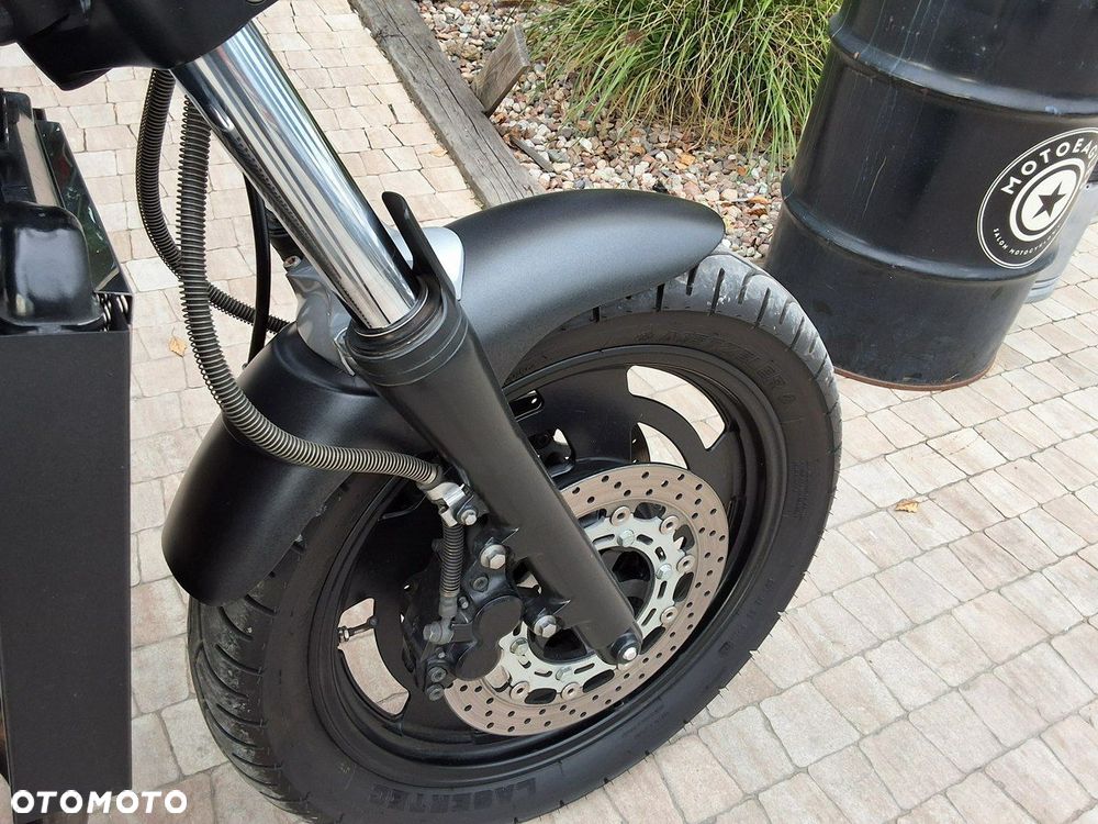 Yamaha V-MAX - 5