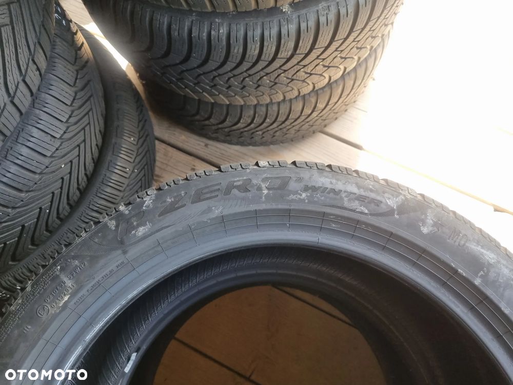 OPONY Pirelli P Zero Winter 245/45R19 102H 2024r, 2x6,2mm bdb stan - 10