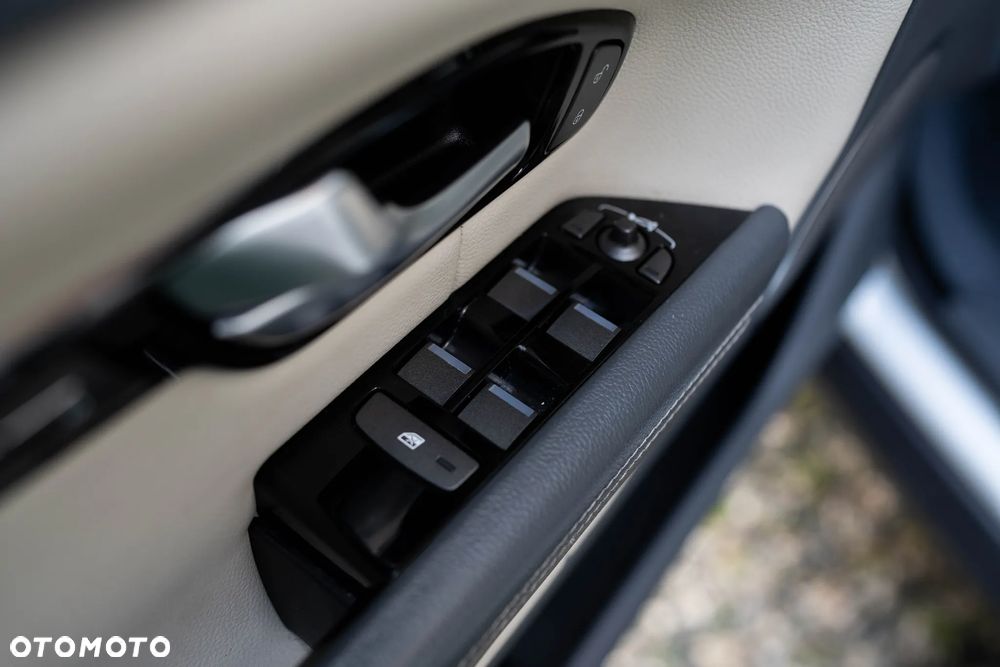 Land Rover Range Rover Evoque 2.0Si4 SE Plus / Dynamic - 22