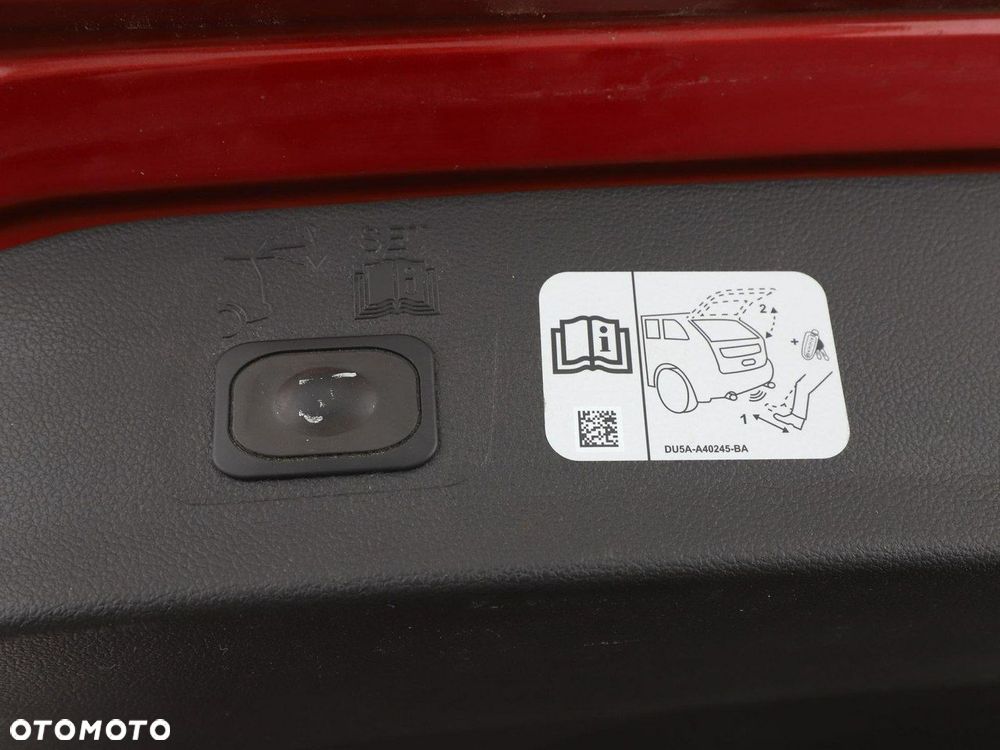 Ford Kuga 2.0 TDCi 4x2 ST-Line - 38