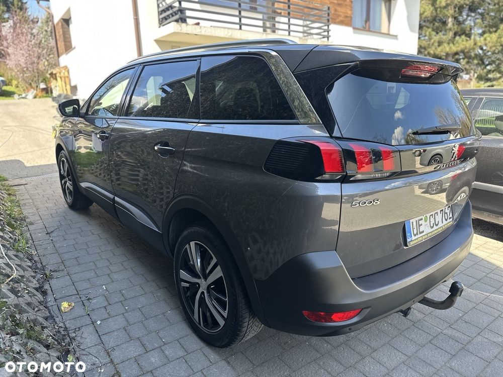 Peugeot 5008 - 19