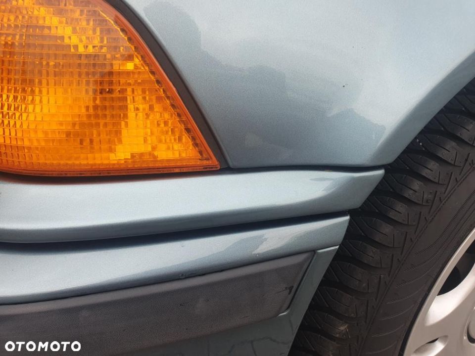 BMW Seria 3 316i - 23