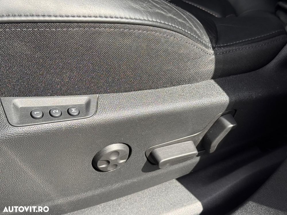 Peugeot 3008 BlueHDi 180 Stop & Start EAT8 GT - 24