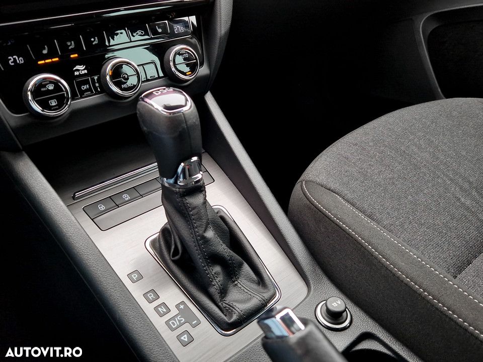 Skoda Octavia 2.0 TDI DSG Ambition - 18