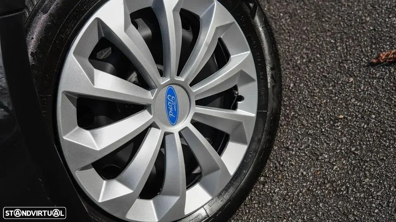 Ford KA - 5