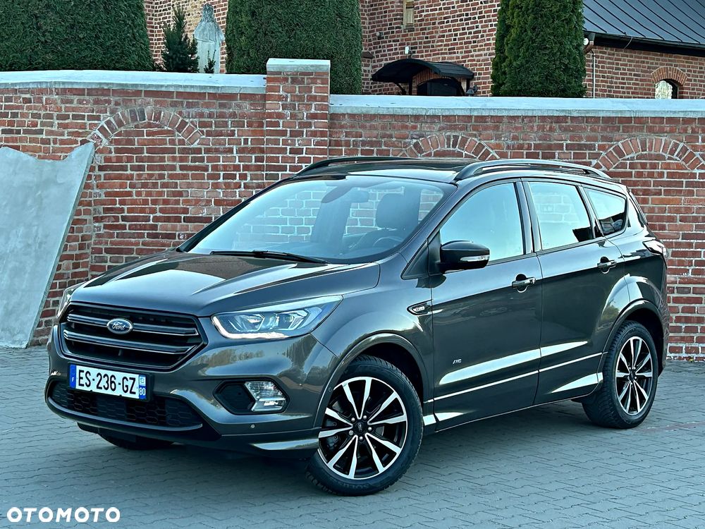 Ford Kuga 2.0 TDCi 4x4 ST-Line - 26