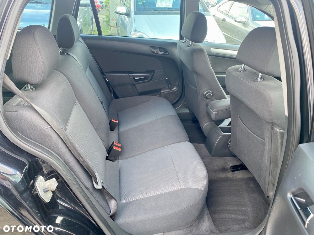 Opel Astra 1.4 Caravan Edition 111 Jahre - 16