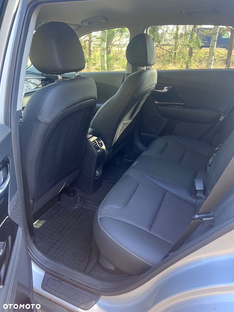 Kia Niro ver-1-6-gdi-hybrid-xl - 11