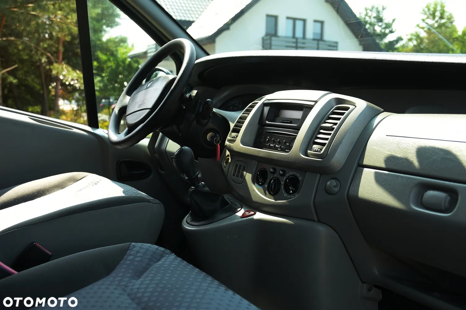 Renault Trafic - 23