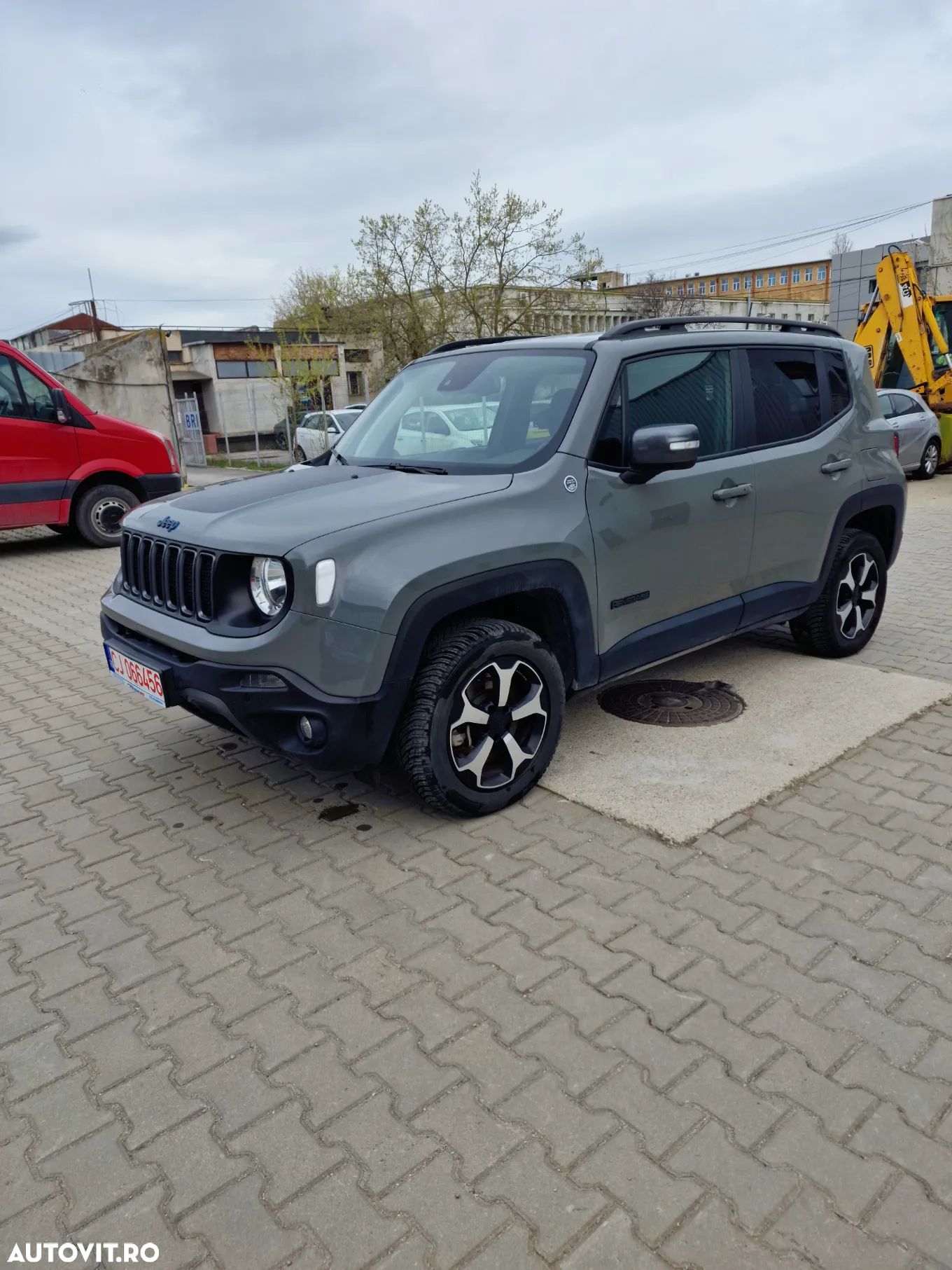 Jeep Renegade 1.3 T-GDI 4xe PLUG-IN Hybrid Automatik Trailhawk - 1