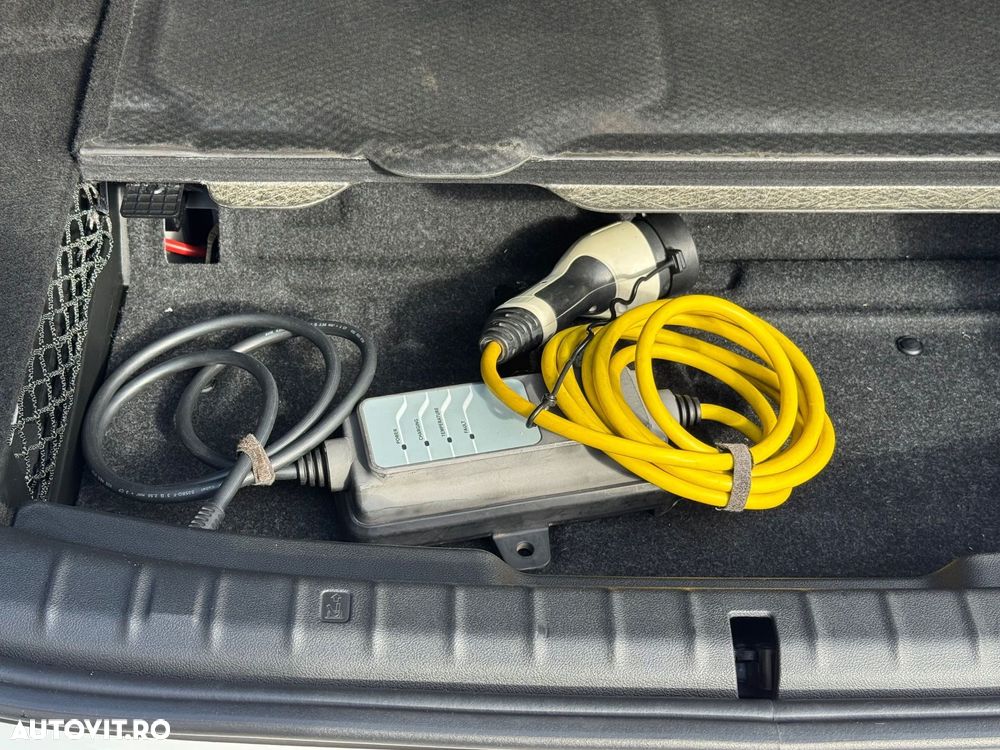 BMW Seria 5 530e Aut. M Sport Edition - 22