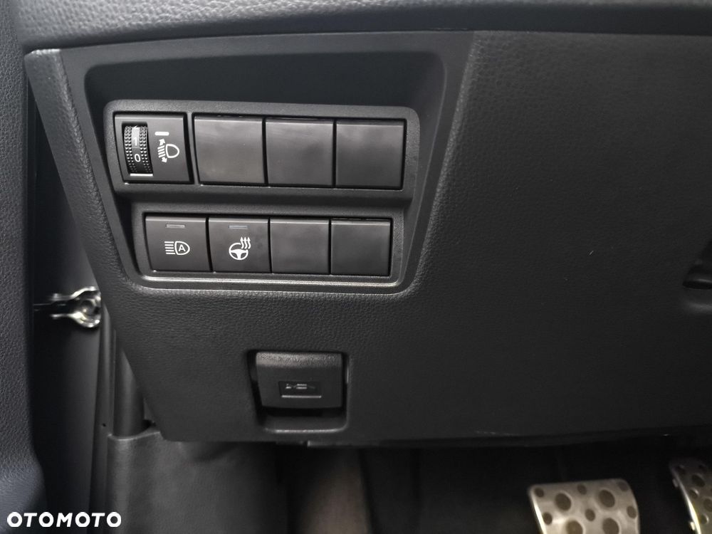 Toyota Yaris Hybrid 1.5 GR Sport - 22