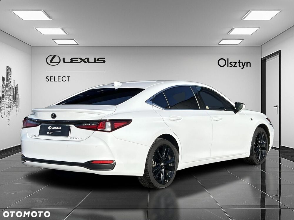 Lexus ES 300h F Sport Design - 2