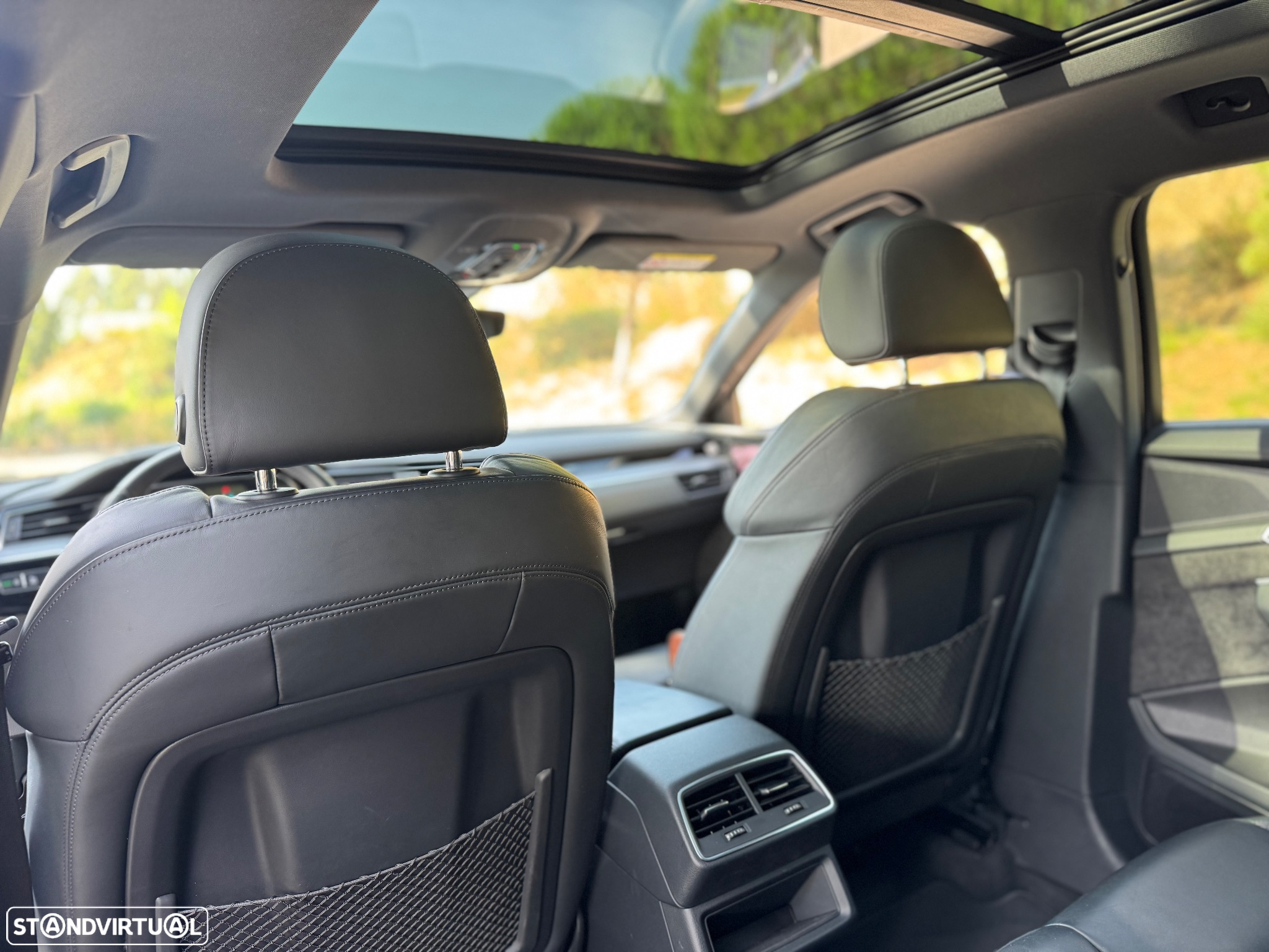 Audi e-tron 55 quattro - 11