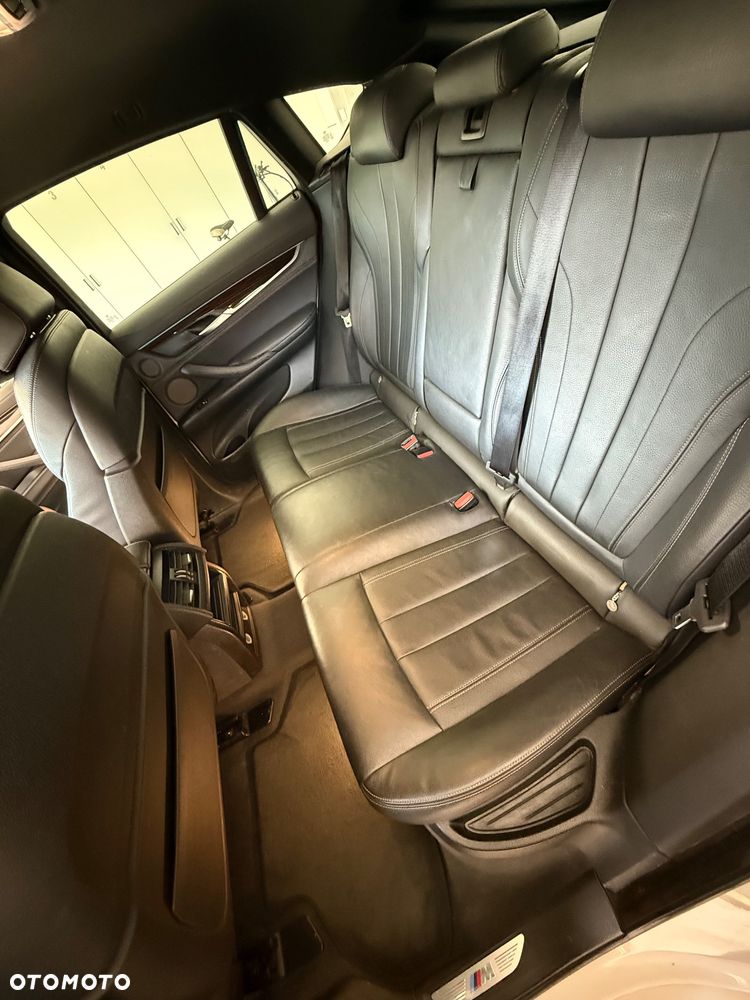 BMW X6 xDrive40d - 9