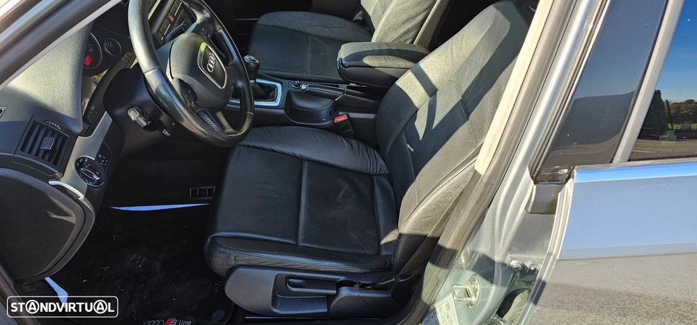 Audi A4 Avant 2.0 TDi S-line - 11