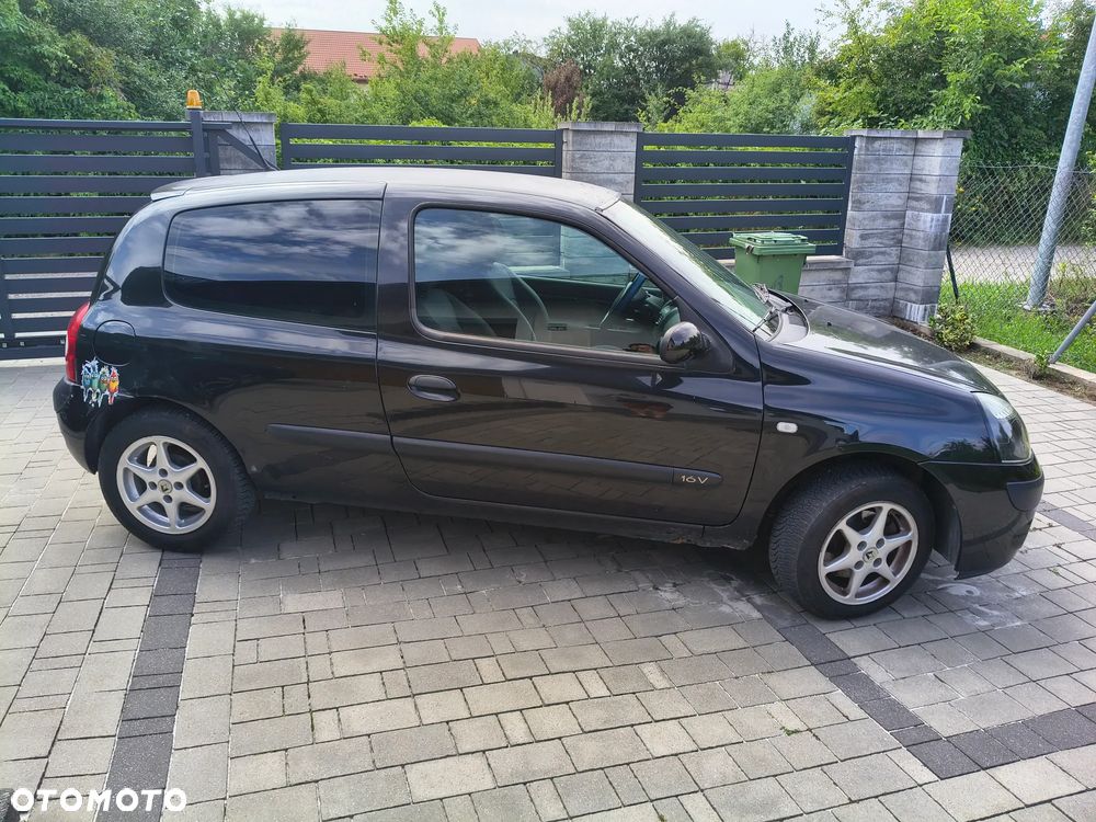 Renault Clio 1.2 16V Confort Dynamique - 3