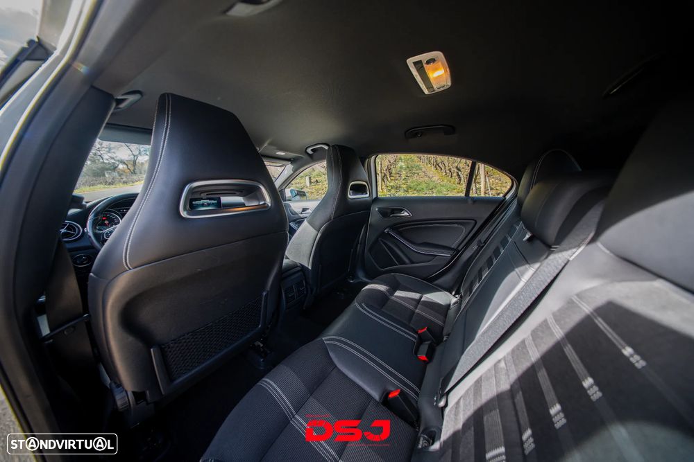 Mercedes-Benz A 180 d 7G-DCT Urban - 10